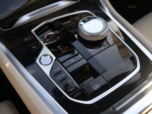 New 2026 BMW X6 M60i image 22