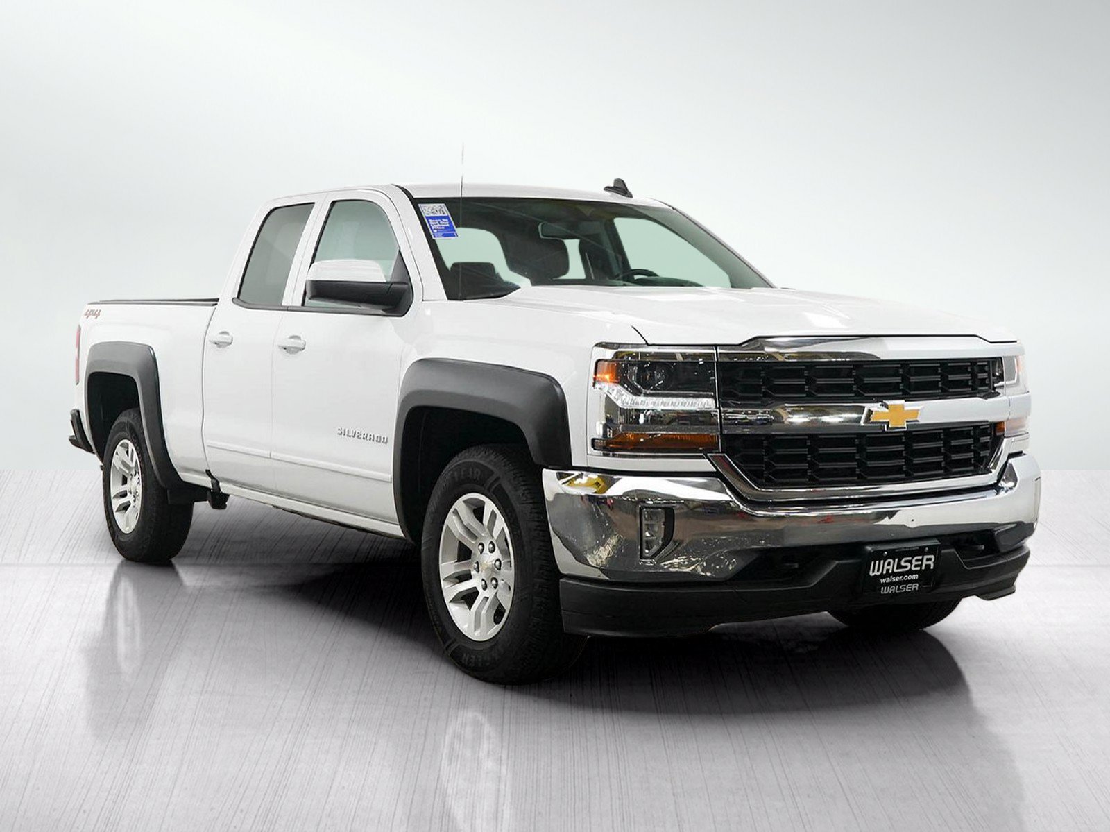 Used 2018 Chevrolet Silverado 1500 LT w/ All Star Edition AWD/4WD image 7