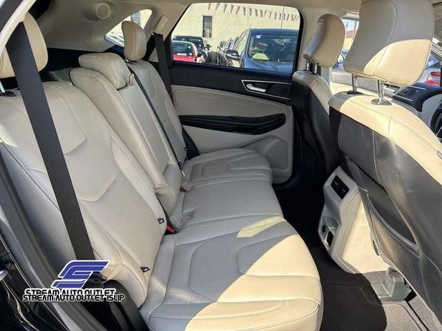Used 2022 Ford Edge Titanium image 37