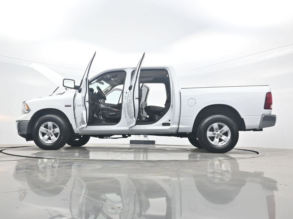 Used 2022 RAM 1500 Tradesman w/ Chrome Appearance Group AWD/4WD image 43