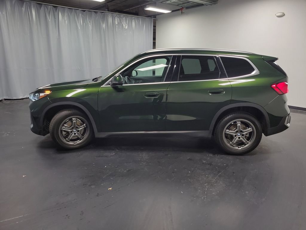 Used 2023 BMW X1 xDrive28i w/ Premium Package image 5