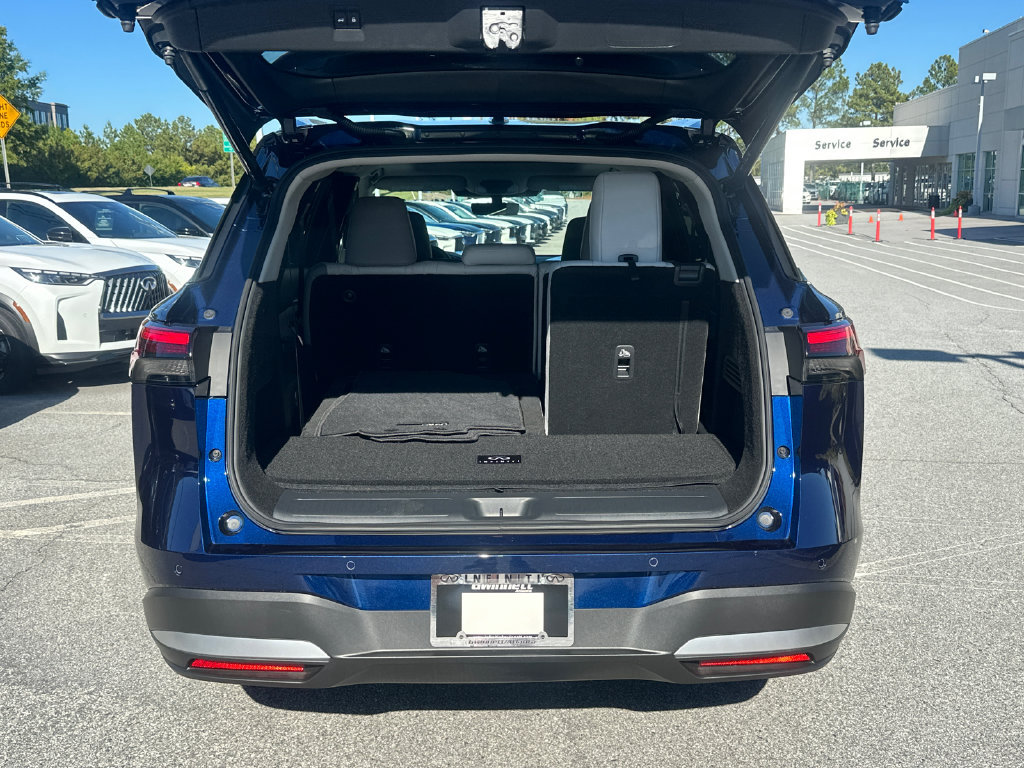 Certified 2027 INFINITI QX60 Luxe w/ Cargo Package FWD image 15
