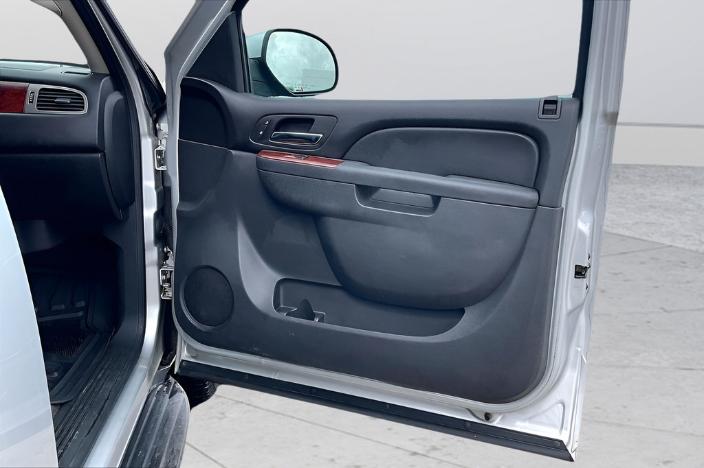 Used 2012 GMC Yukon SLT RWD image 25