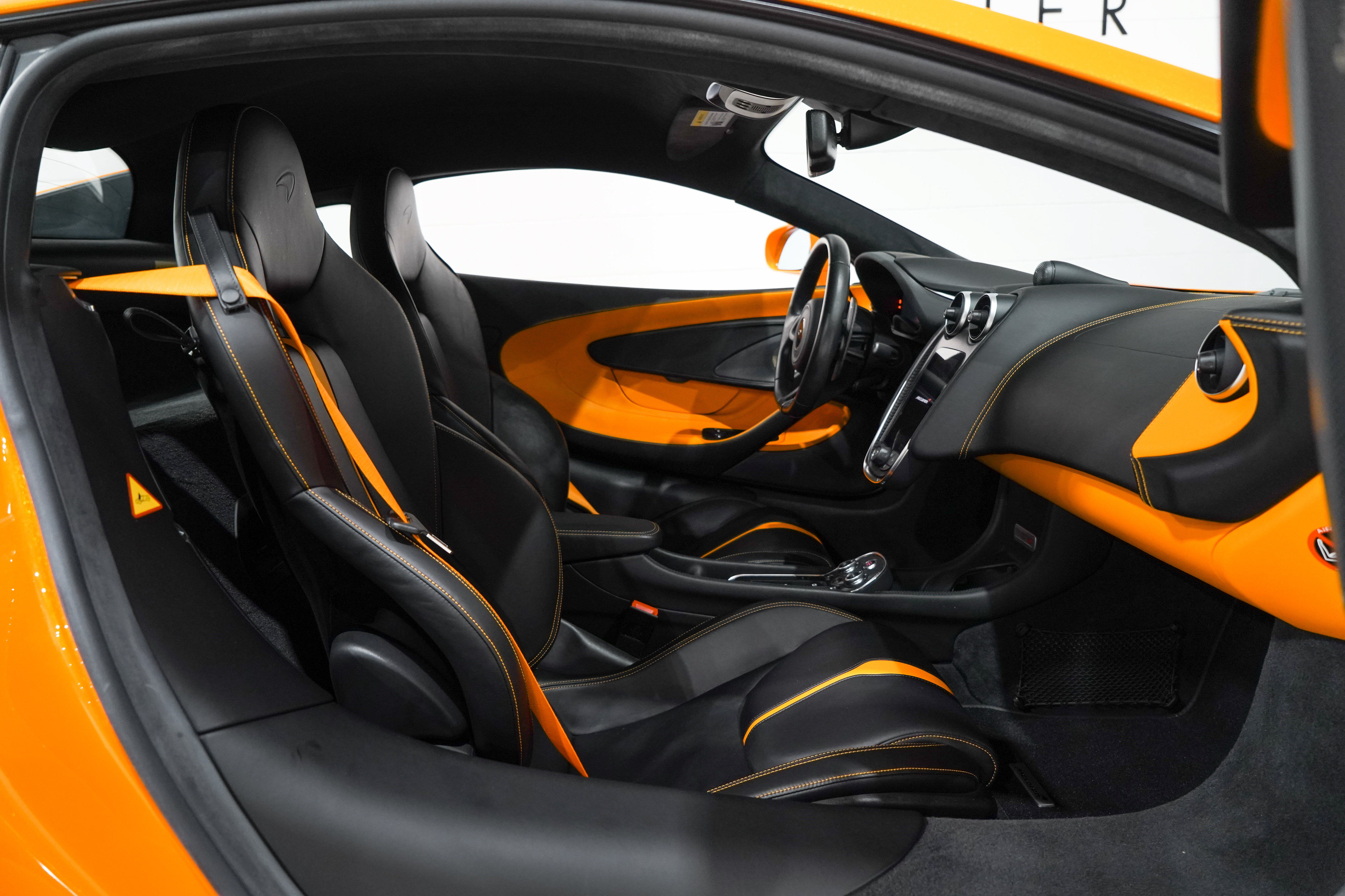 Used 2017 McLaren 570S Coupe RWD image 15