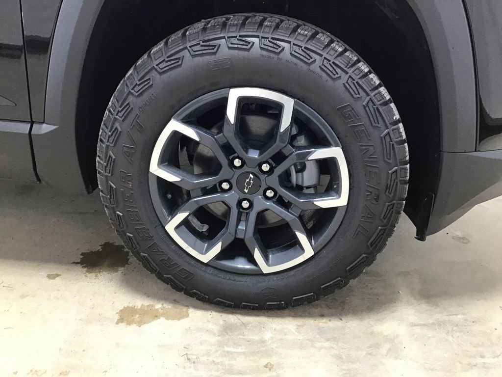 New 2026 Chevrolet Equinox ACTIV w/ Convenience Package III image 33