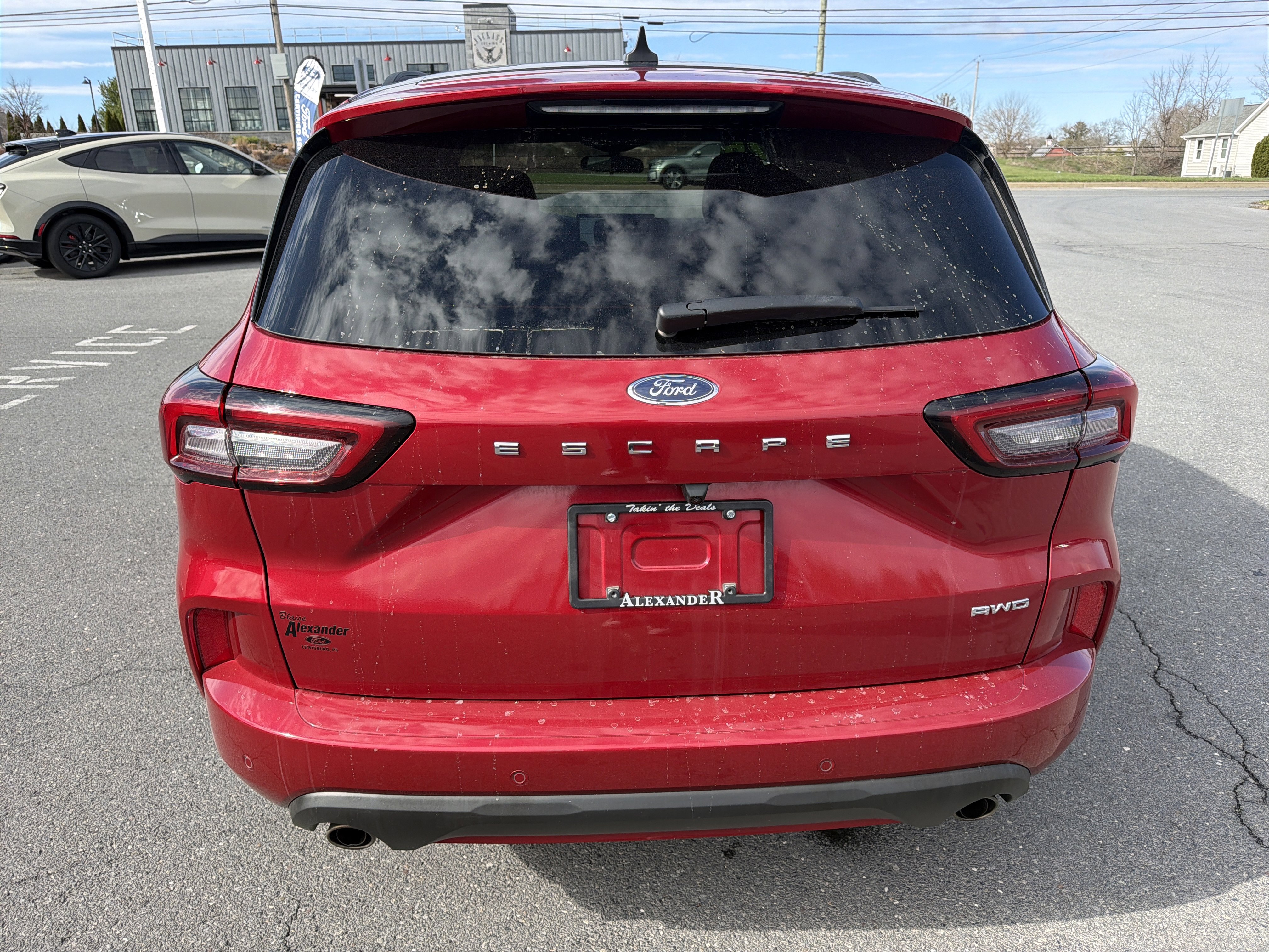 Certified 2023 Ford Escape ST-Line w/ Tech Pack #1 video 4