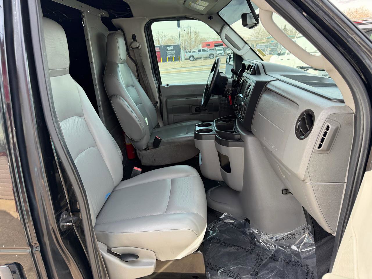 Used 2014 Ford E-150 and Econoline 150 w/ Power Group image 30