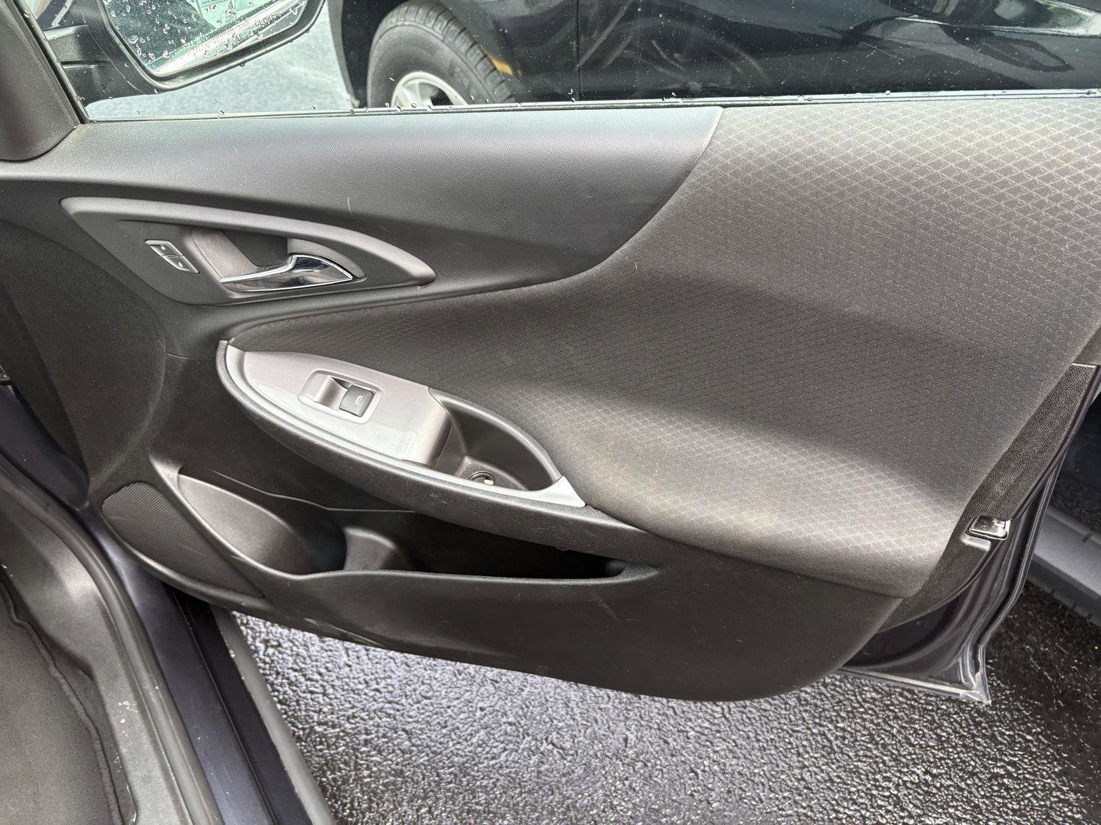 Used 2023 Chevrolet Malibu LT image 13