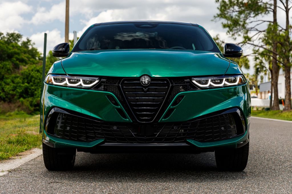 New 2026 Alfa Romeo Tonale w/ Active Assist Package AWD/4WD image 46