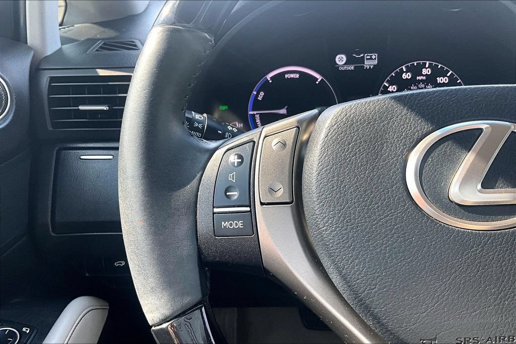 Used 2015 Lexus RX 450h AWD image 18