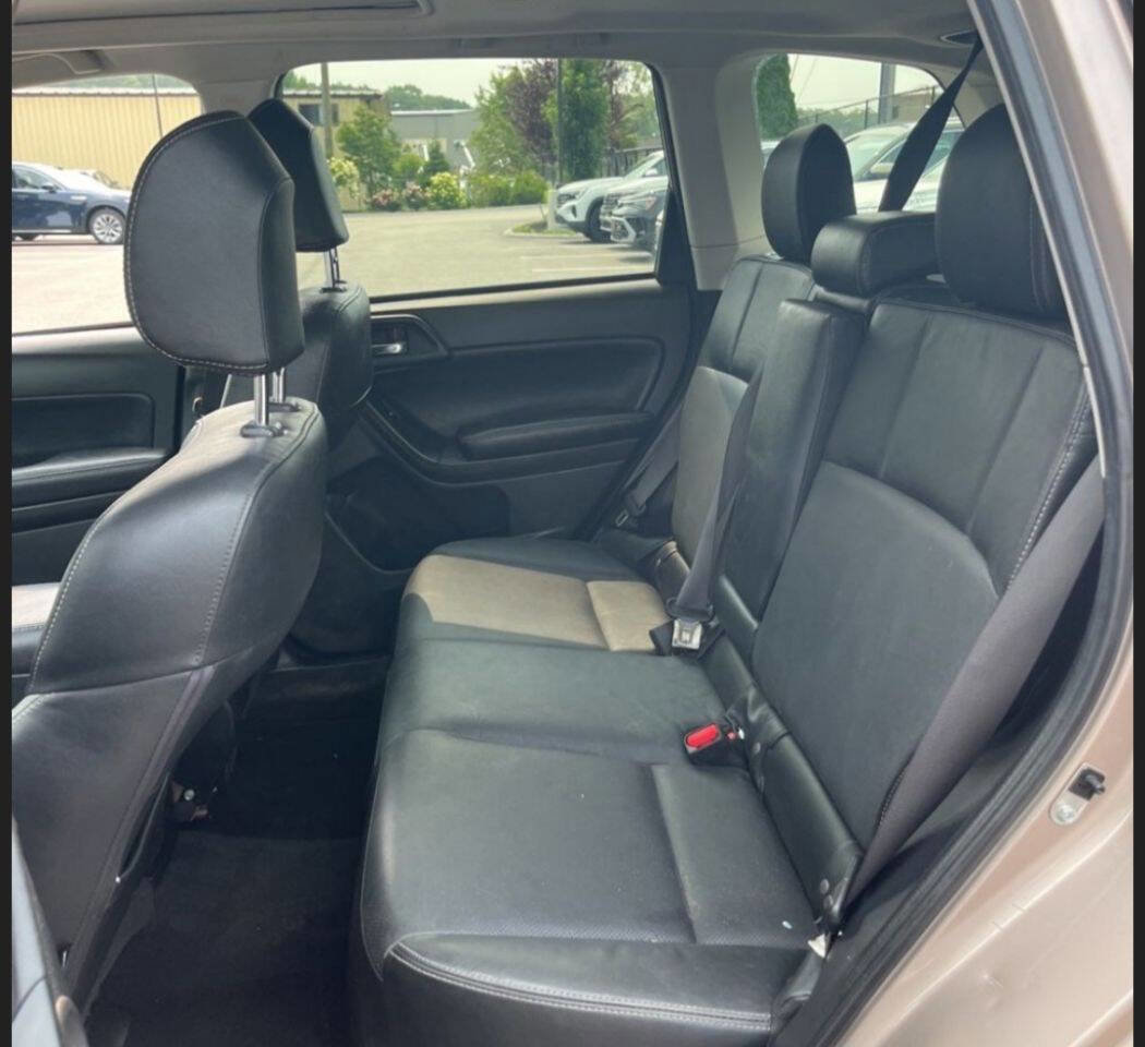 Used 2015 Subaru Forester 2.5i Touring image 9