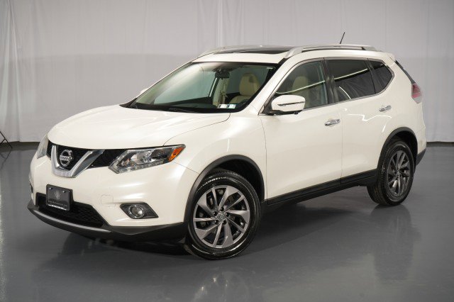 Used 2016 Nissan Rogue SL w/ SL Premium Package