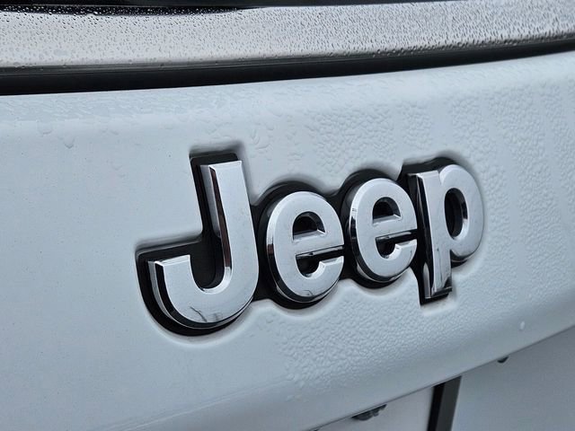 Used 2024 Jeep Compass Limited AWD/4WD image 15