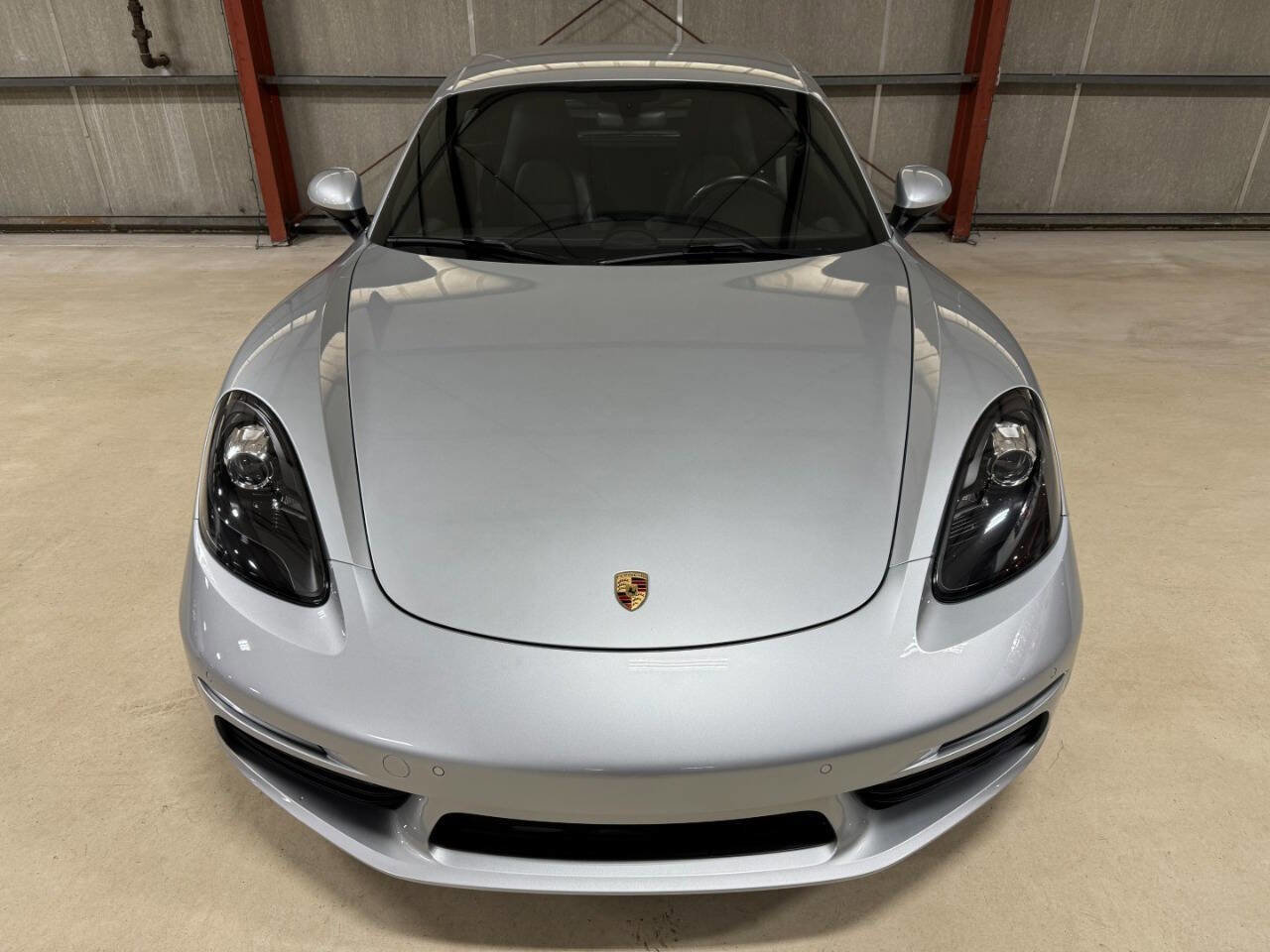 Used 2018 Porsche 718 Cayman Base 2dr Coupe image 15
