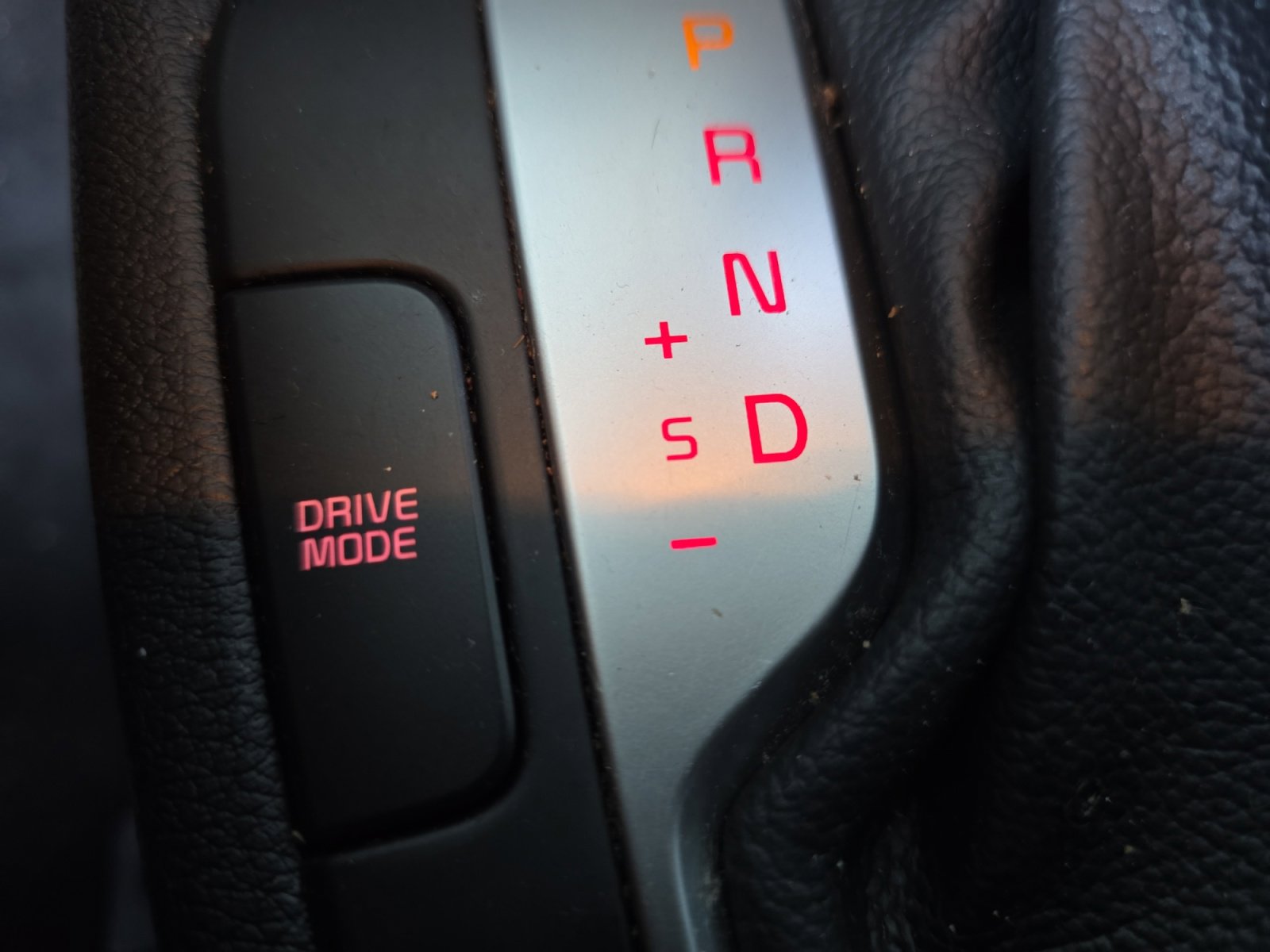 Used 2024 Kia Forte LXS w/ LXS Technology Package image 17