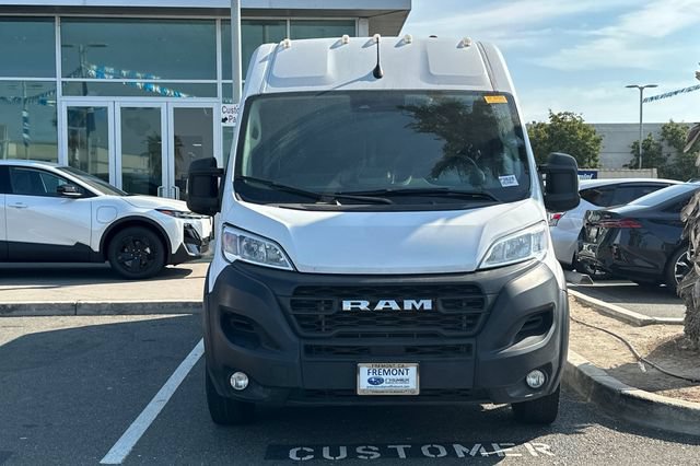 Used 2025 RAM ProMaster 2500 w/ Convenience Group FWD image 3