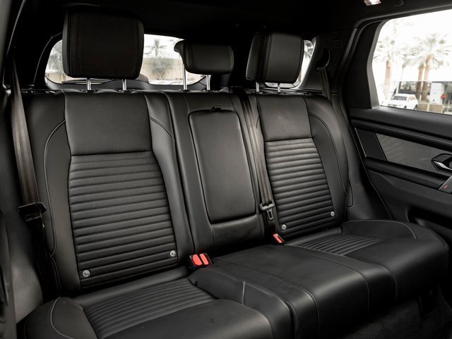 Used 2024 Land Rover Discovery Sport Dynamic SE image 24