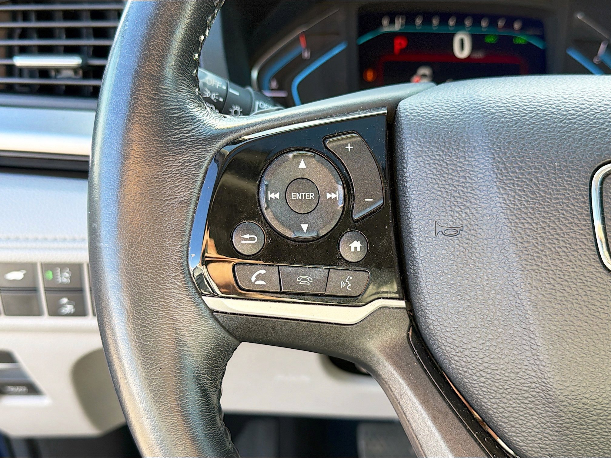 Used 2019 Honda Odyssey Elite image 39