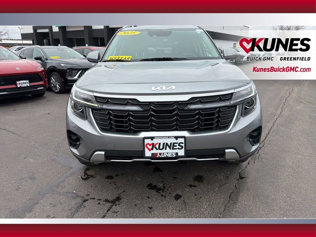 Used 2025 Kia Seltos S image 14
