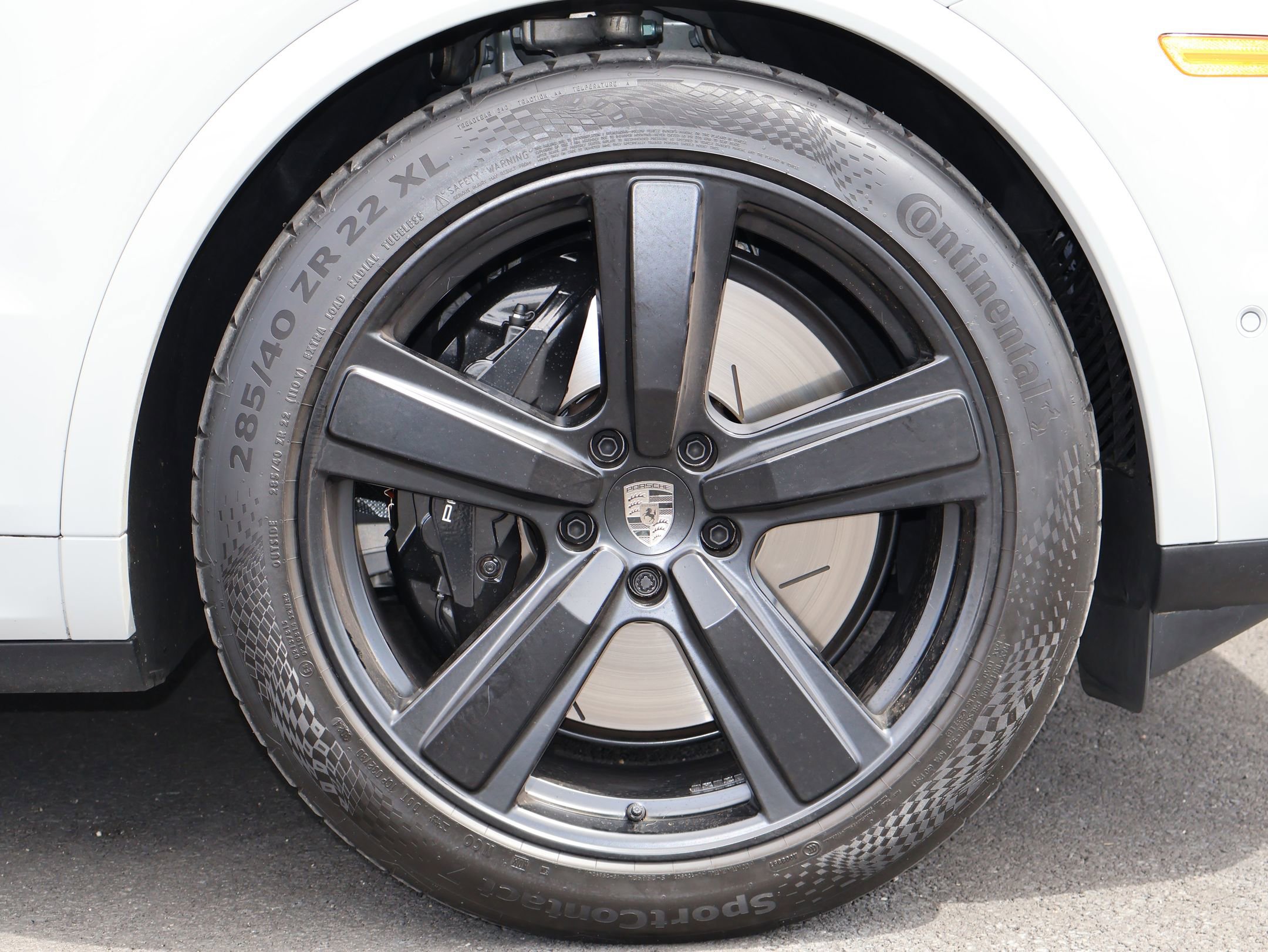 Used 2025 Porsche Cayenne Turbo image 29