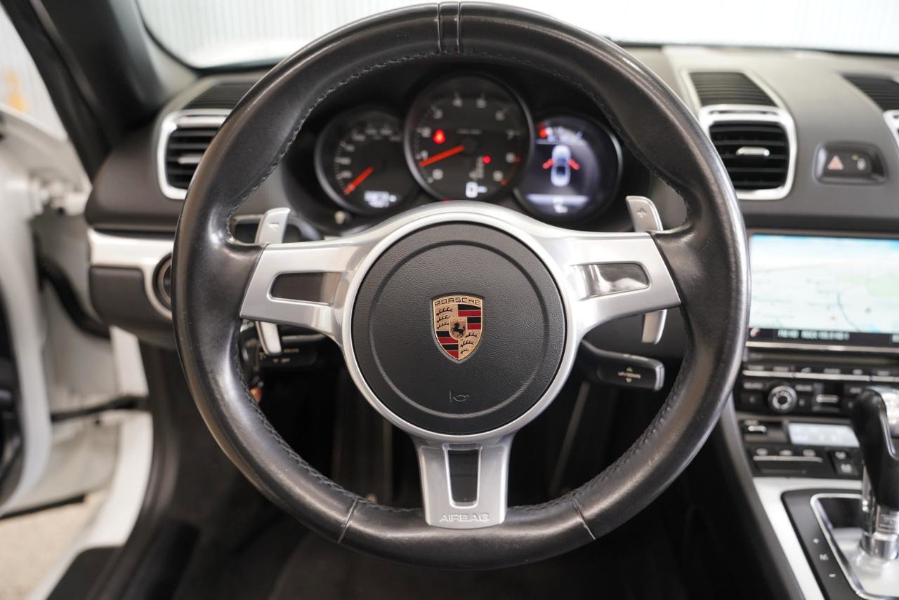 Used 2016 Porsche Boxster RWD image 12
