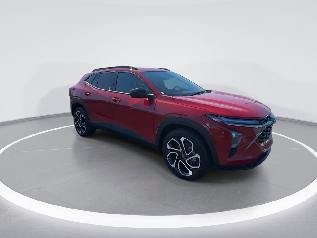 New 2026 Chevrolet Trax RS image 2