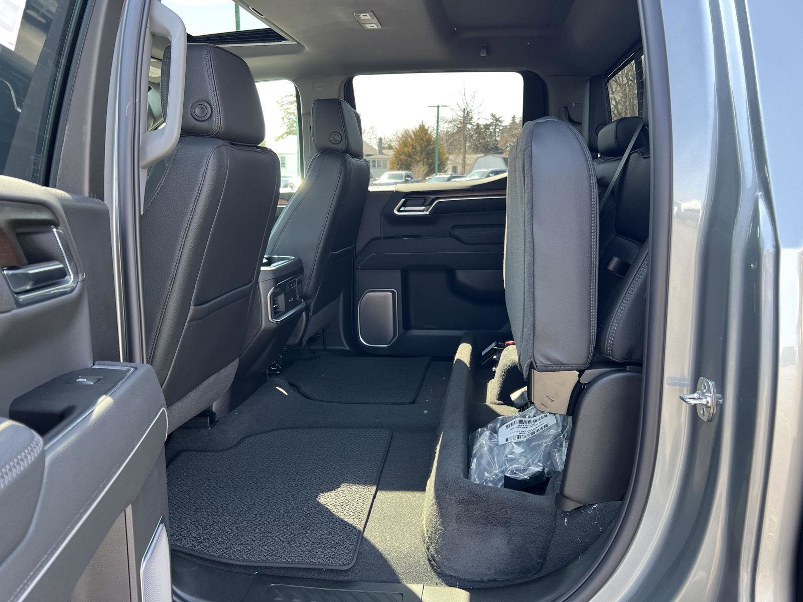 New 2026 GMC Sierra 1500 Denali w/ Denali Reserve Package image 44