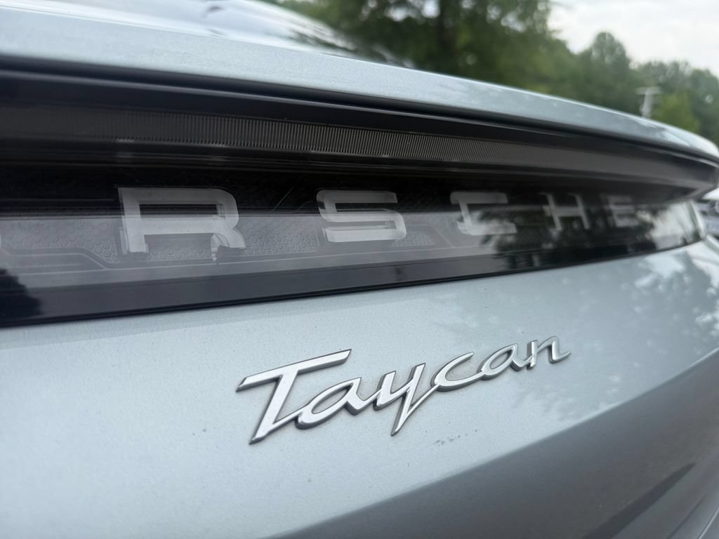 Used 2021 Porsche Taycan RWD image 27