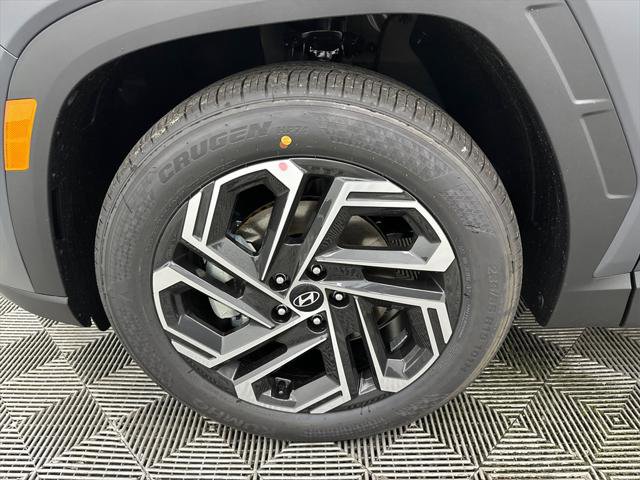 New 2025 Hyundai Tucson Limited image 13