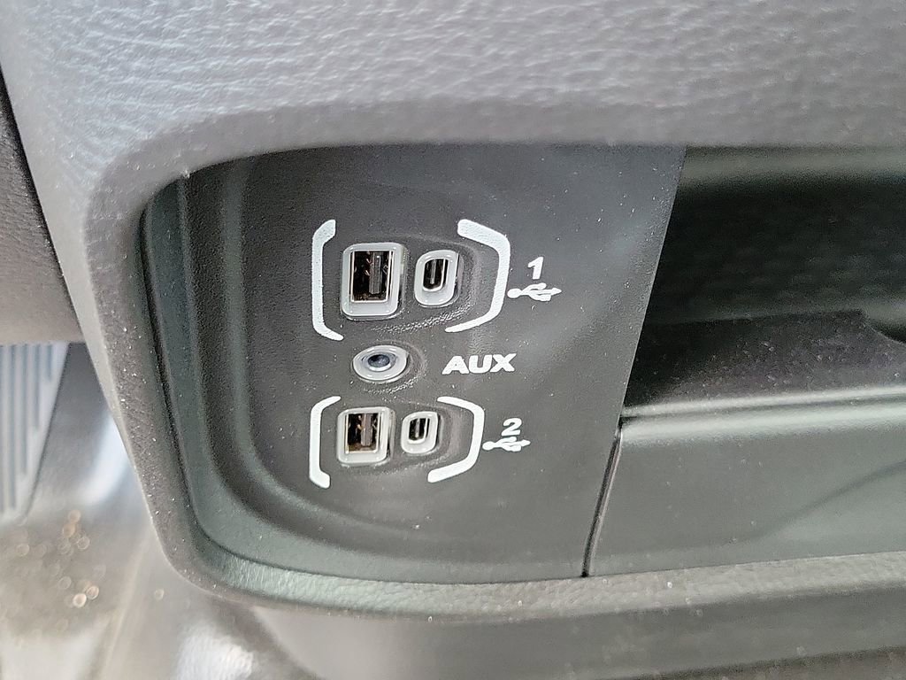 New 2024 RAM 4500 Tradesman image 10
