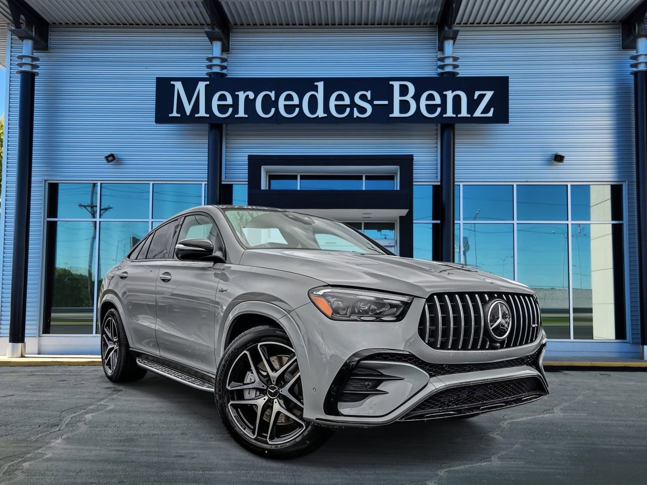 New 2026 Mercedes-Benz GLE 53 AMG 4MATIC image 1