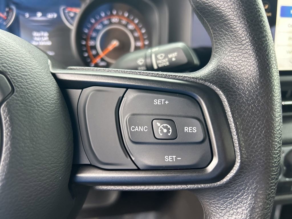 Certified 2024 Jeep Gladiator Sport image 39