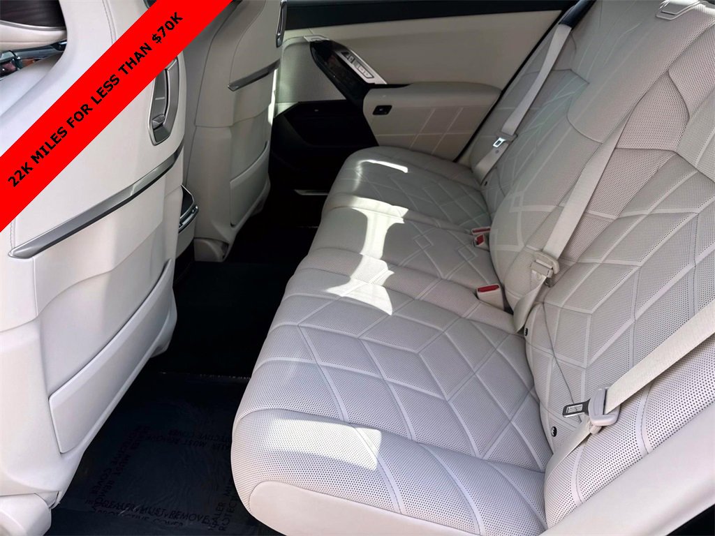 Used 2023 BMW i7 xDrive60 image 13