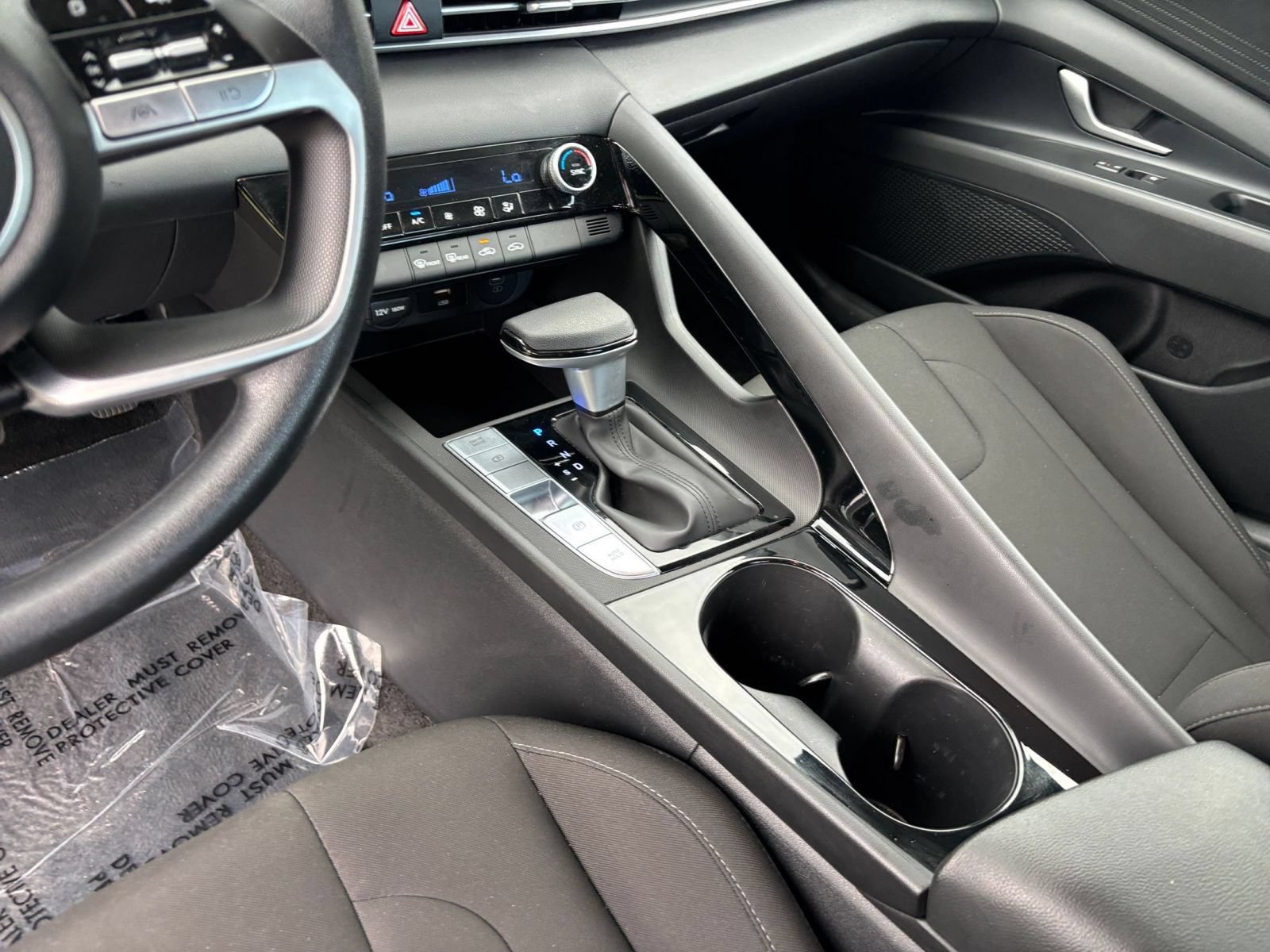 Used 2026 Hyundai Elantra Hybrid FWD image 42