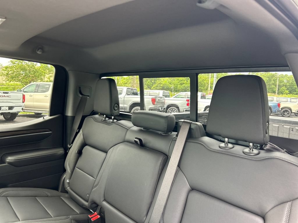 New 2026 GMC Sierra 1500 SLT w/ SLT Premium Package AWD/4WD image 33