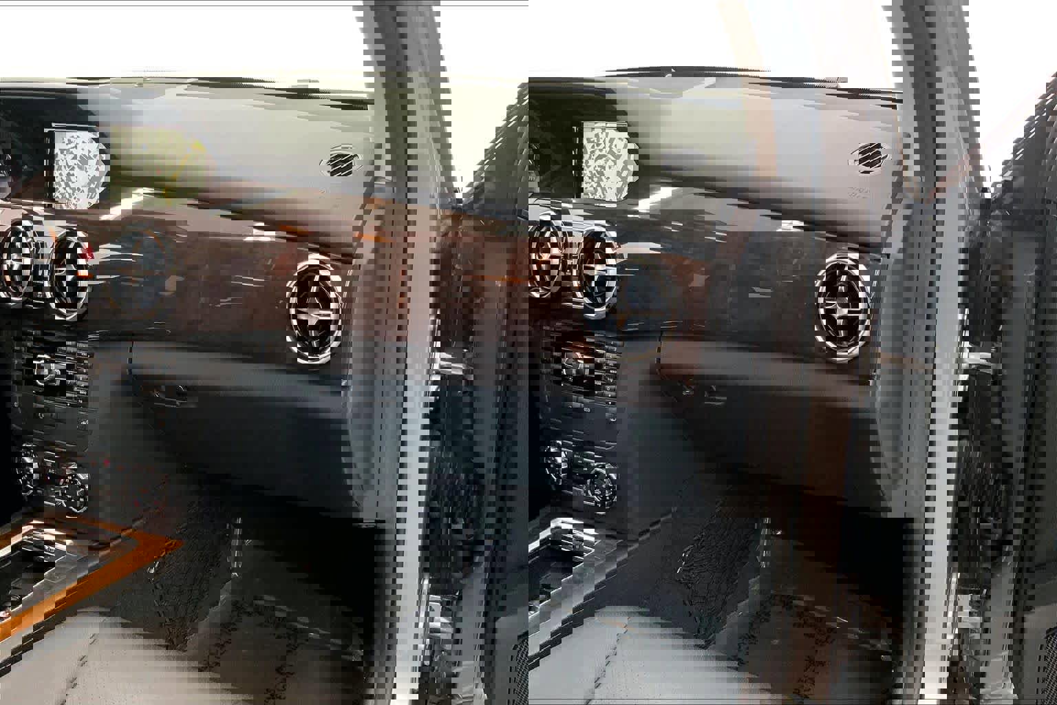 Used 2015 Mercedes-Benz GLK 350 2WD image 27