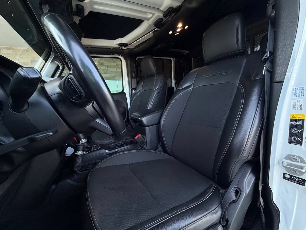 Used 2023 Jeep Gladiator Sport AWD/4WD image 6