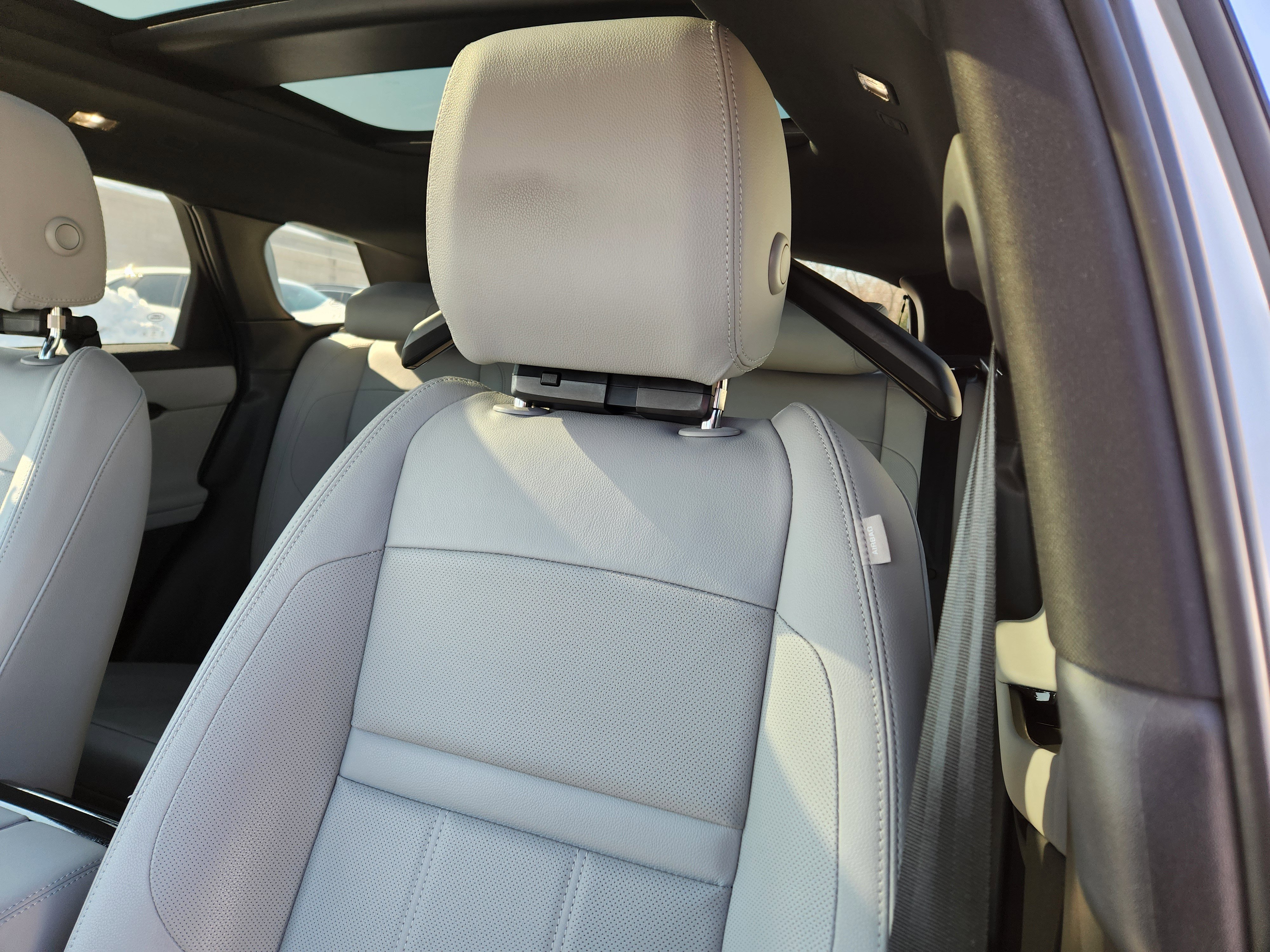 Certified 2026 Land Rover Range Rover Evoque S image 11