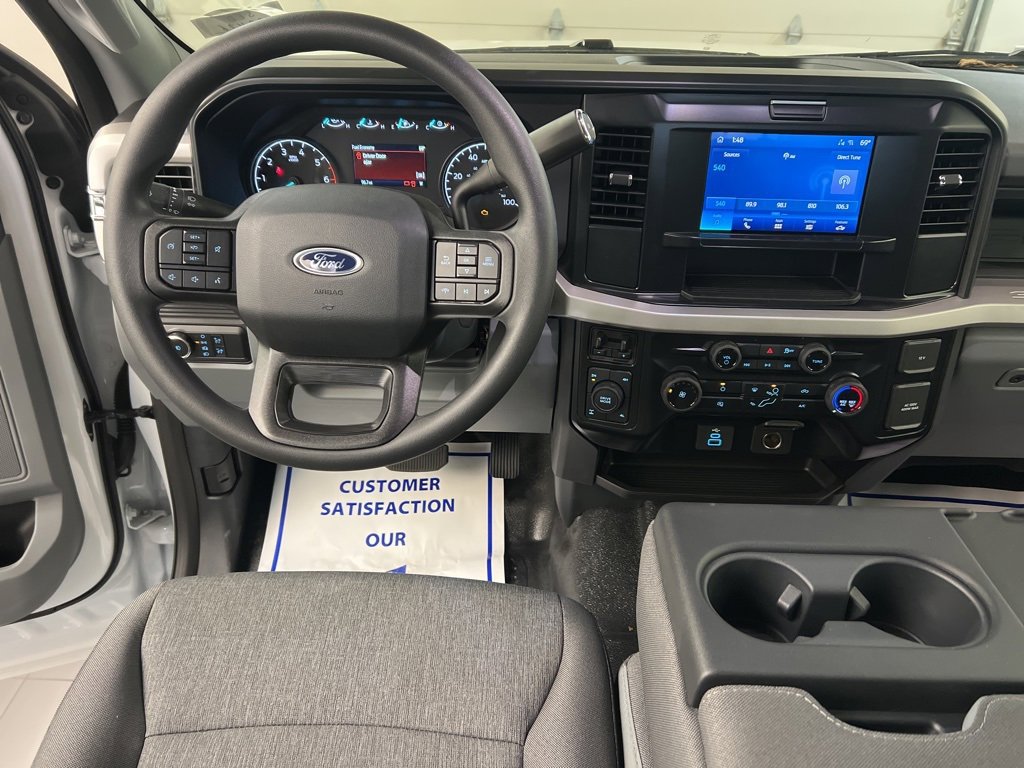 New 2025 Ford F350 XL w/ XL Chrome Package image 7