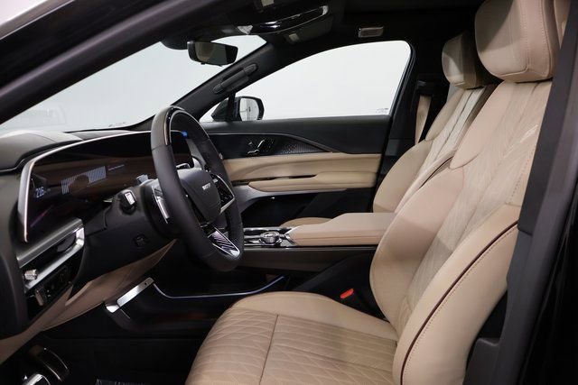 New 2026 Cadillac Lyriq V AWD/4WD image 10