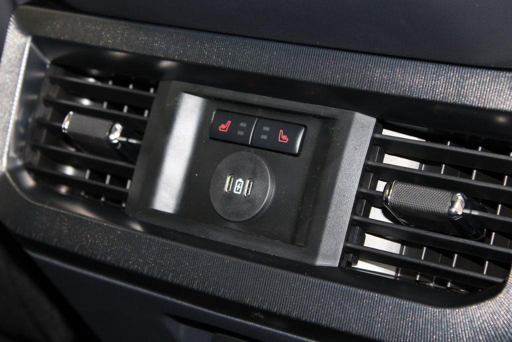 New 2026 Ford F250 Platinum image 37