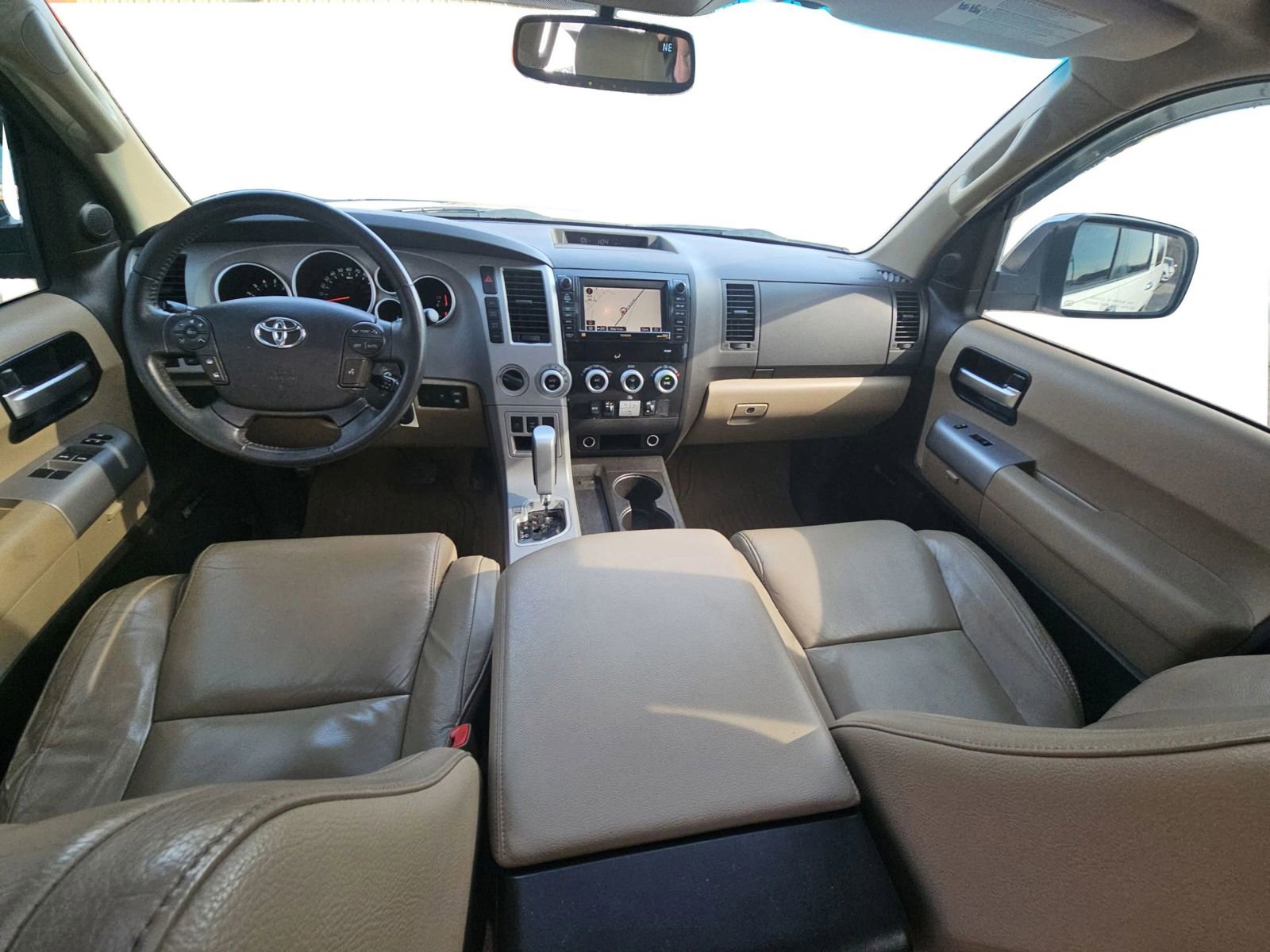 Used 2008 Toyota Sequoia Limited AWD/4WD image 9