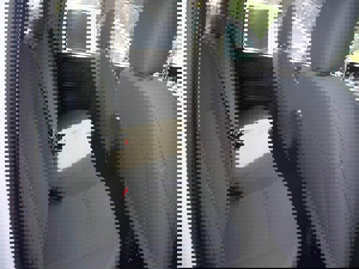 Used 2018 RAM 1500 Express image 21