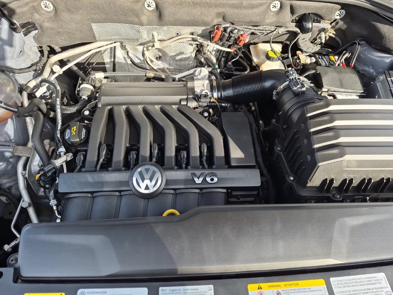 Used 2022 Volkswagen Atlas Cross Sport SE AWD/4WD image 34
