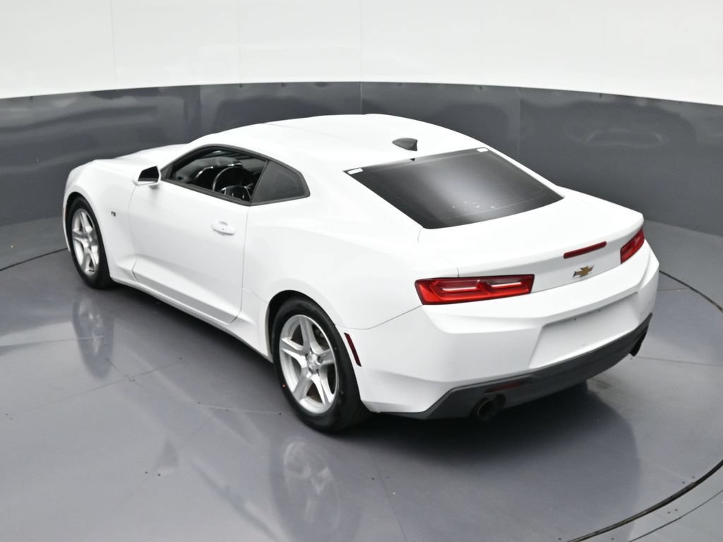 Used 2018 Chevrolet Camaro LS RWD image 21