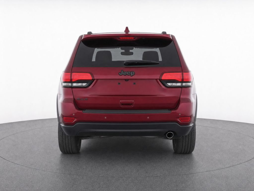 Used 2020 Jeep Grand Cherokee Altitude AWD/4WD image 7
