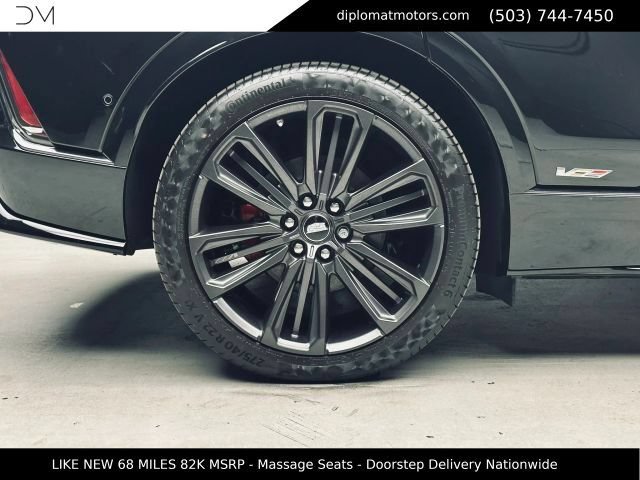 Used 2026 Cadillac Lyriq V AWD/4WD image 43
