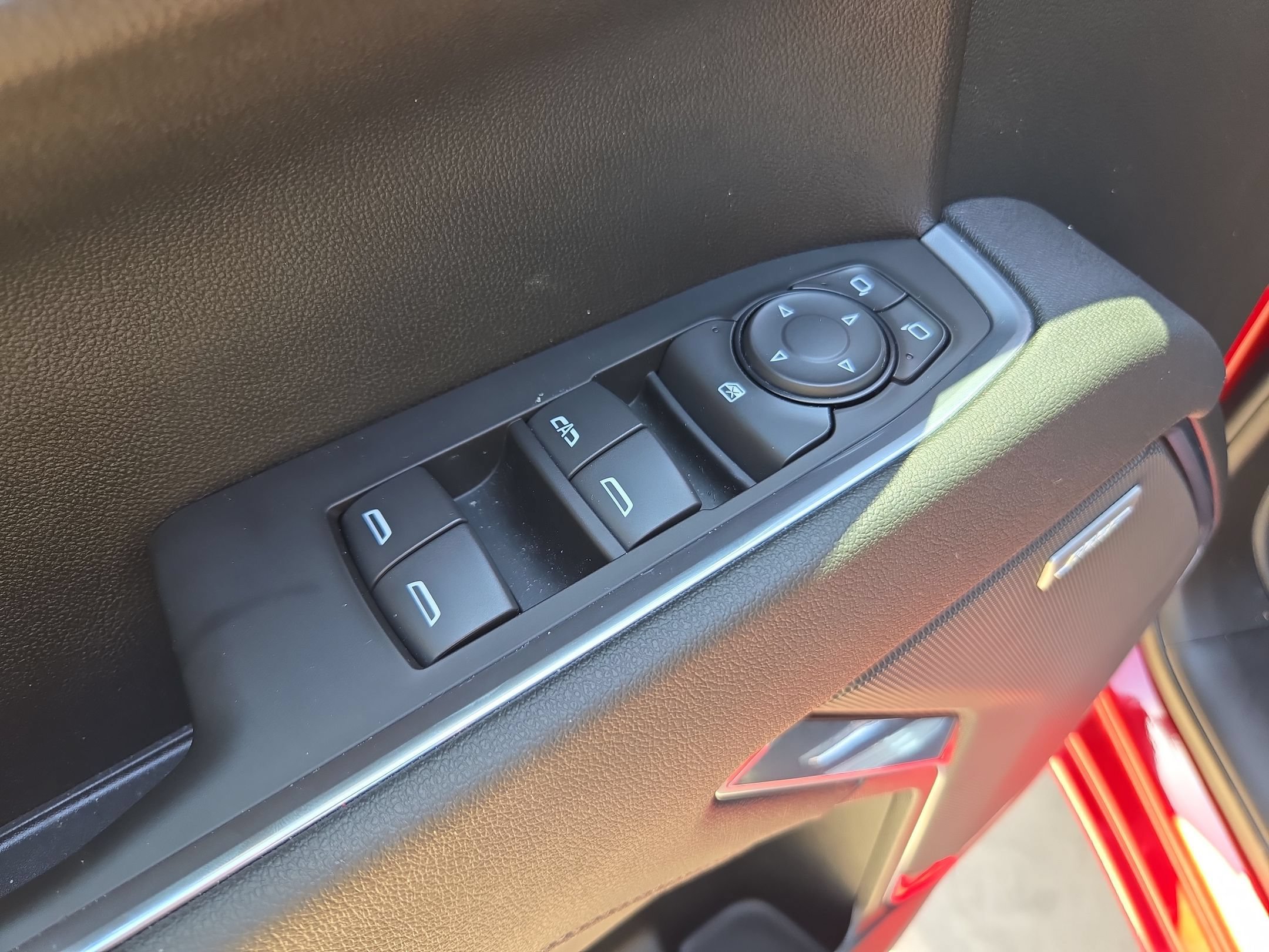 Certified 2026 Chevrolet Silverado 1500 LT Trail Boss w/ Convenience Package II AWD/4WD image 12