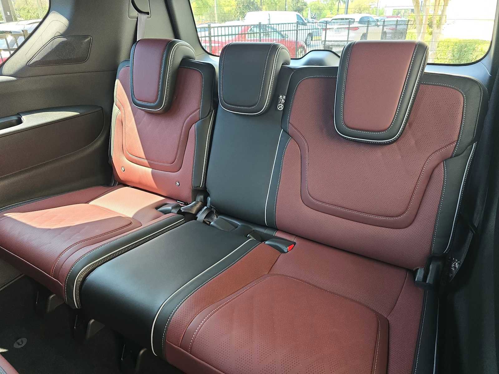 New 2026 INFINITI QX80 Autograph w/ Premium Cargo Package image 9