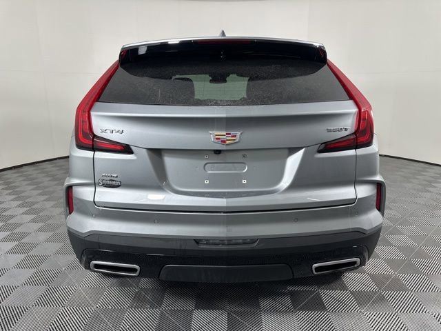 Used 2025 Cadillac XT4 Premium Luxury image 4